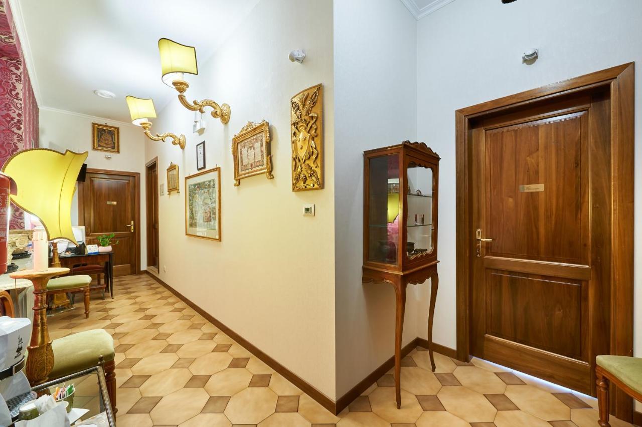 Fabrizio'S Rooms Roma Ngoại thất bức ảnh