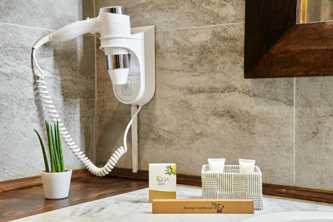 Fabrizio'S Rooms Roma Ngoại thất bức ảnh